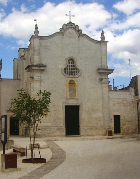 Chiesa_Chiesa Madonna Assunta San Cassiano di Lupiae – Wikimedia